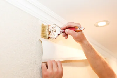 Pose de papier peint à Poiseul — revêtements muraux et toiles de verre